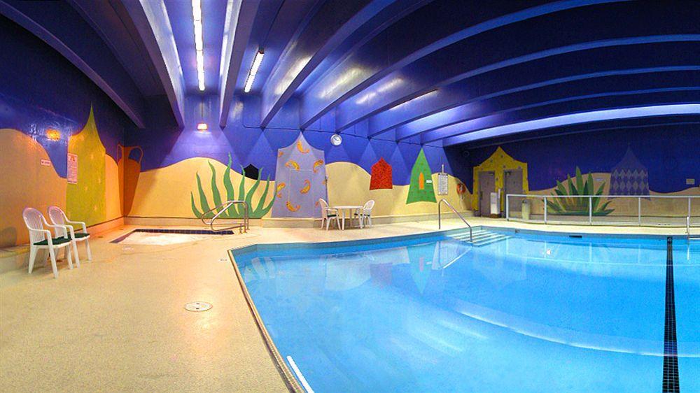Coast Plaza Hotel And Suites Vancouver Dış mekan fotoğraf