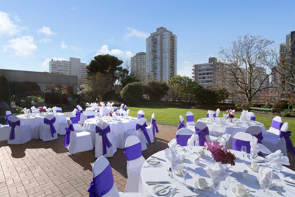 Coast Plaza Hotel And Suites Vancouver Dış mekan fotoğraf